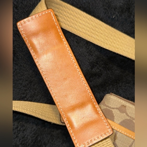 Coach Canvas Courier Crossbody leather crossbody Bag* - Picture 6 of 15